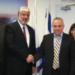 יובל שטייניץ ומנכל AIG